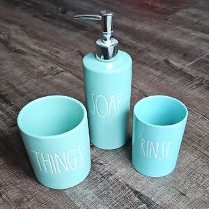 Rae Dunn - Bath Accessory Set